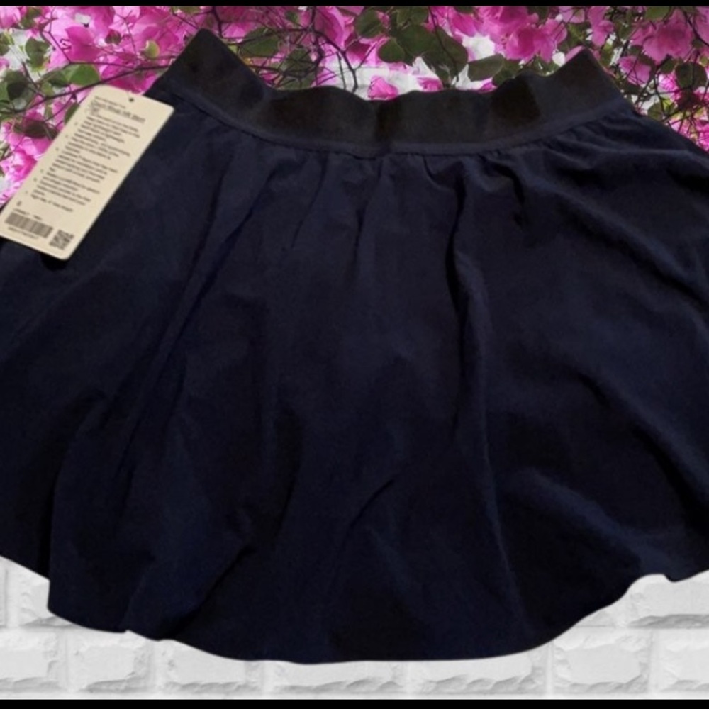 NWT - Lululemon Court Rival HR Skirt Navy Sz.6 Tall - Picture 5 of 9